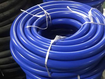 Tuyau en caoutchouc de silicone de renfort d'Aramid